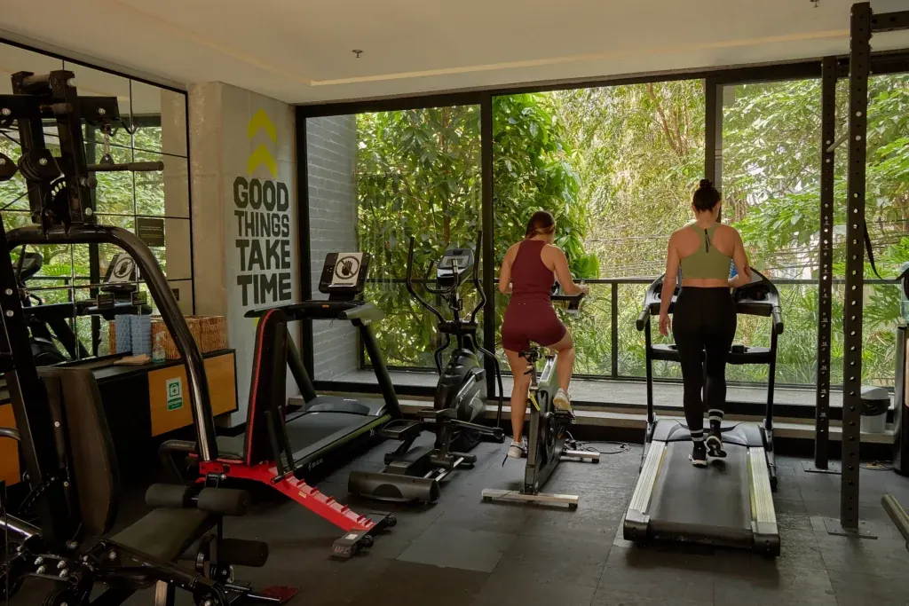 Gym and fitness center with machines and weights at Loma Verde, El Poblado, Medellín